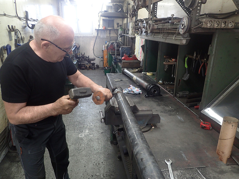 Regeneracja przegubów wału napędowego