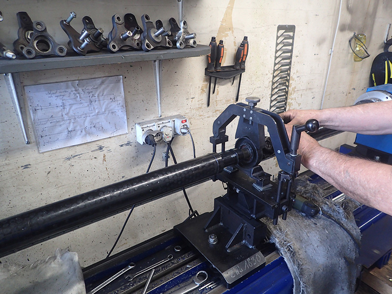 Specjalistyczna naprawa wałów napędowych